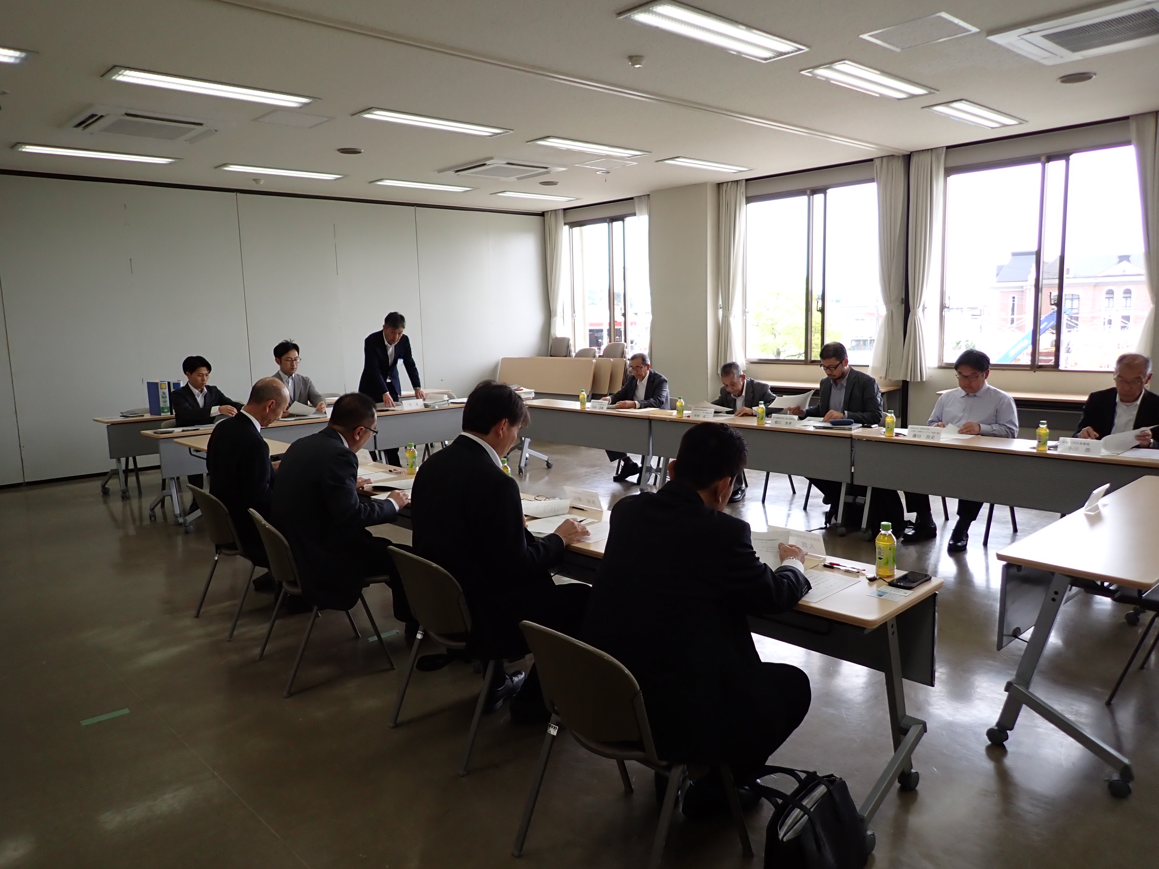 委員会の様子 委員会の様子