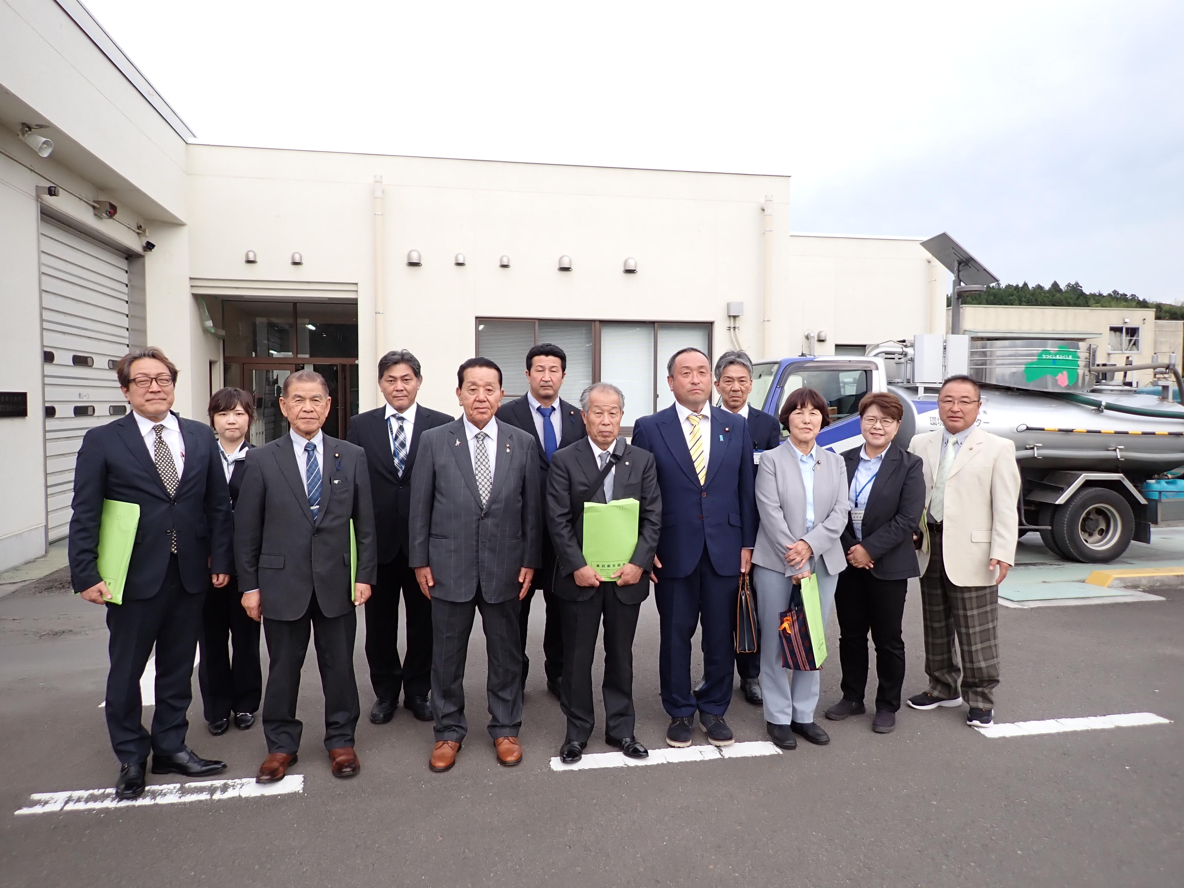 参加者の皆さんの集合写真 参加者の皆さんの集合写真